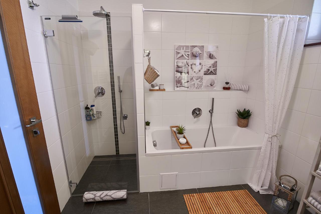 Ferienwohnung Ella Vel'ka Lomnica Exterior foto